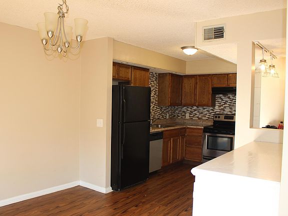 5th image of 5418 Hickory Park Dr