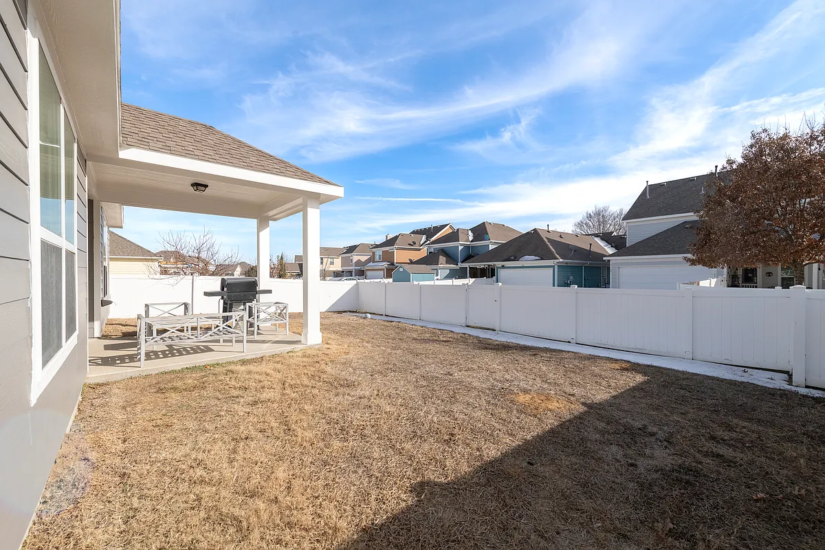 Building Photo - 9108 Blackstone Dr