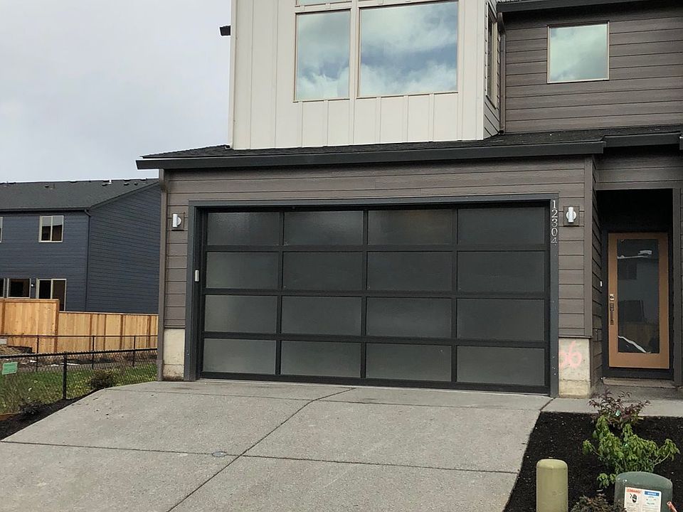 1st image of 12304 NE 115th St
