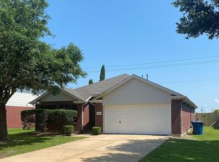 5001 E Parma Dr, Rosenberg, TX 77471