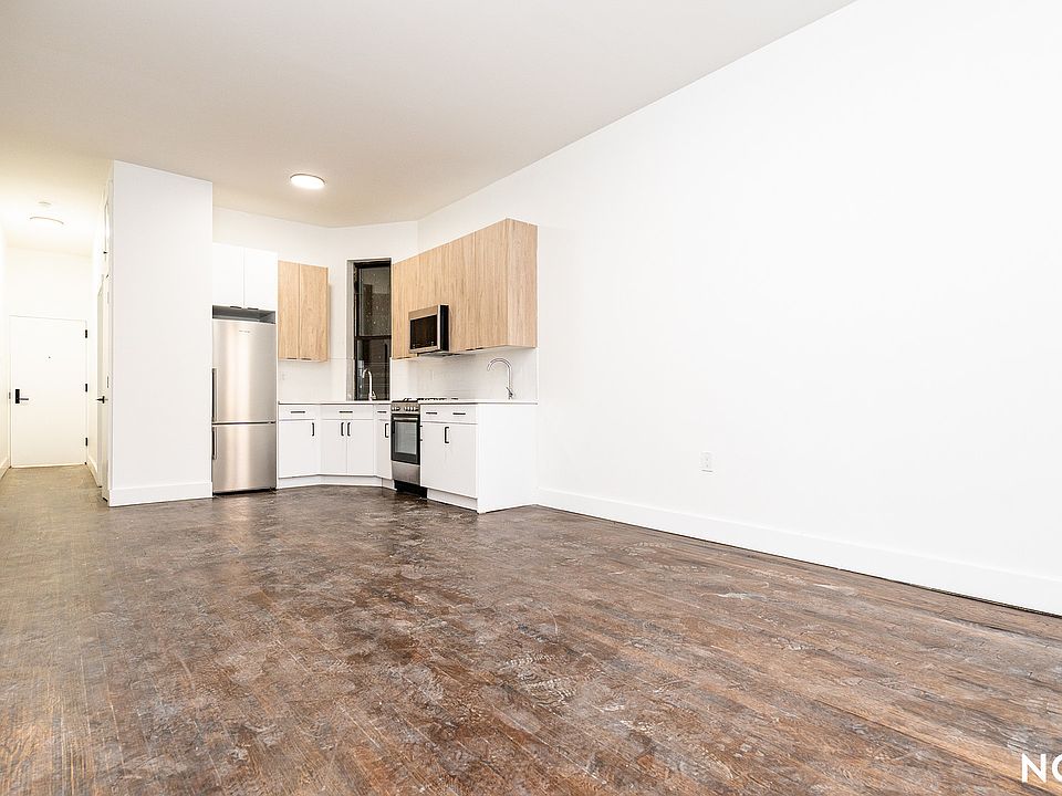1st image of 647 Willoughby Ave #1