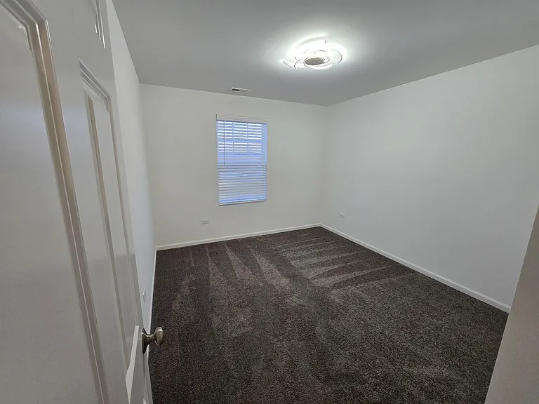 12606 S Talbot Cir — Photo 8