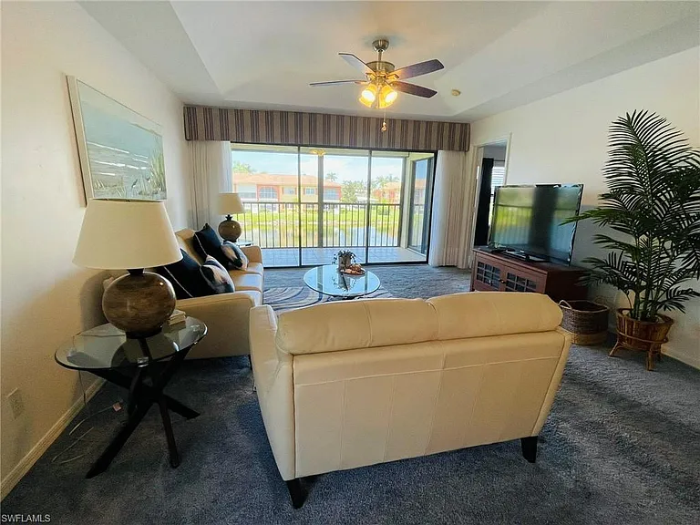 4410 Chantelle Dr #201H — Photo 14