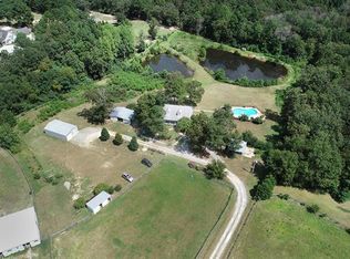 550 N Horace Walters Rd, Raeford, NC 28376