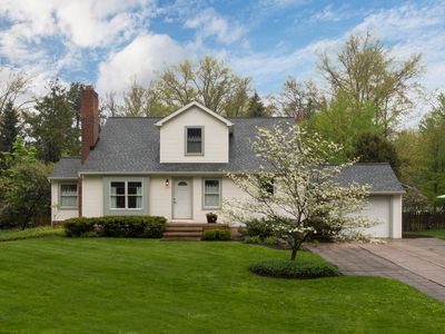 24426 Bruce Rd, Bay Village, OH, 44140