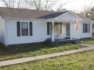 303 N Ivy Ct, Springfield, TN 37172