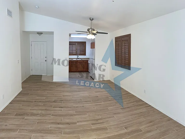 1320 Doniphan Pl — Photo 4