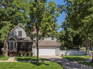 410 Belleplaine Ave, Park Ridge, IL 60068