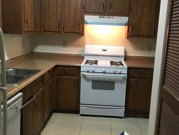 2nd image of 5772 N Castlegate Dr #A