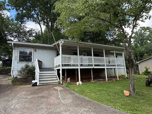 900 Cat Creek Rd — Photo 1