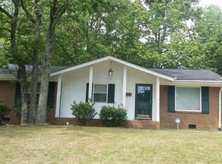 837 Corwin Dr, Charlotte, NC 28213