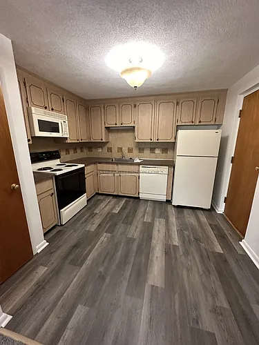 163 Lexington St #27 Photo 1