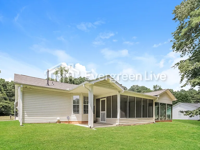 7064 Stoneridge Dr — Photo 19