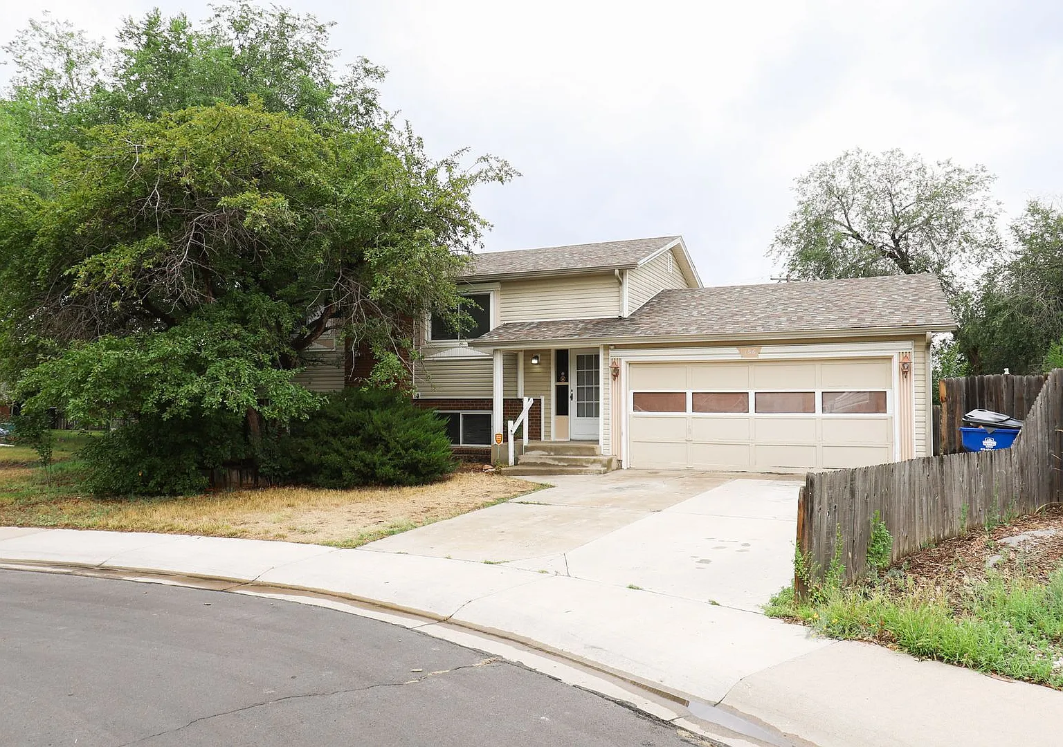 3 bedroom and 2 bathroom home! — Photo 1