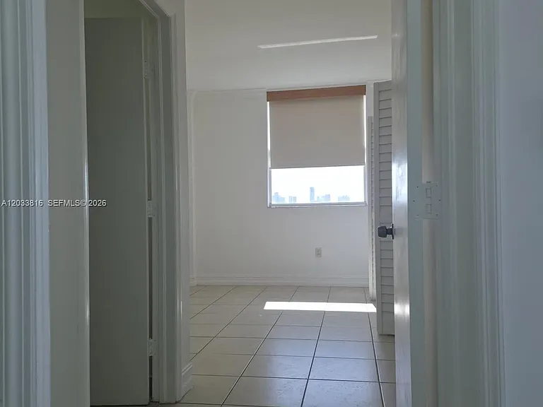 1 Glen Royal Pkwy #1202 — Photo 17