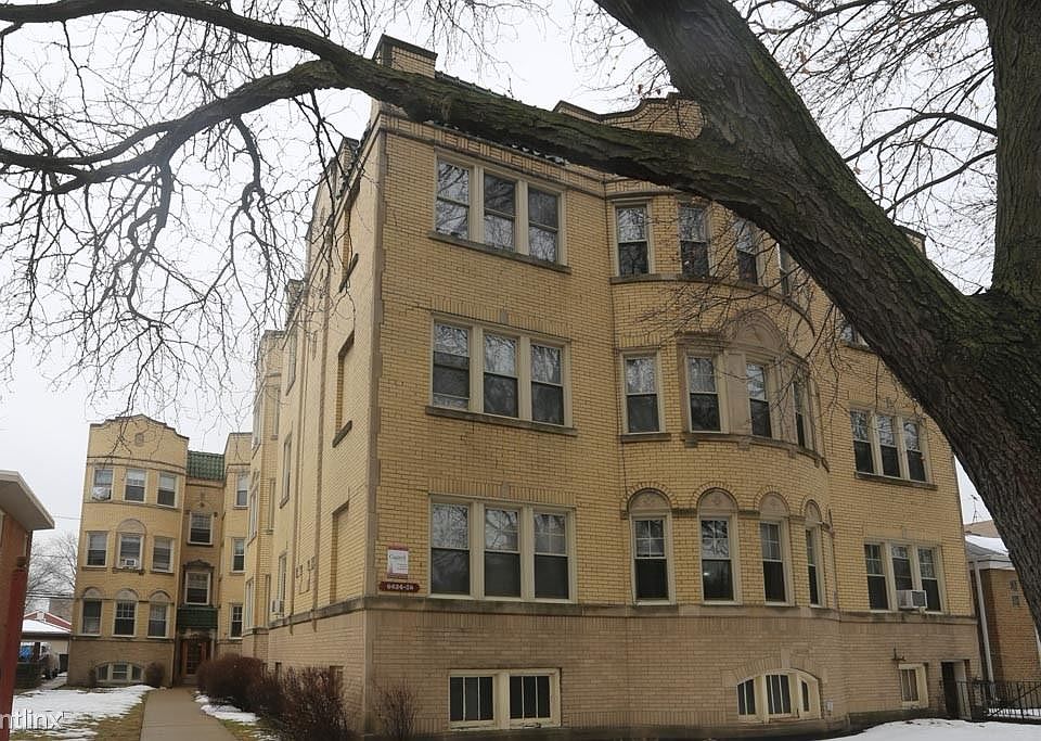 1st image of 6438 N Sacramento Ave APT 3E