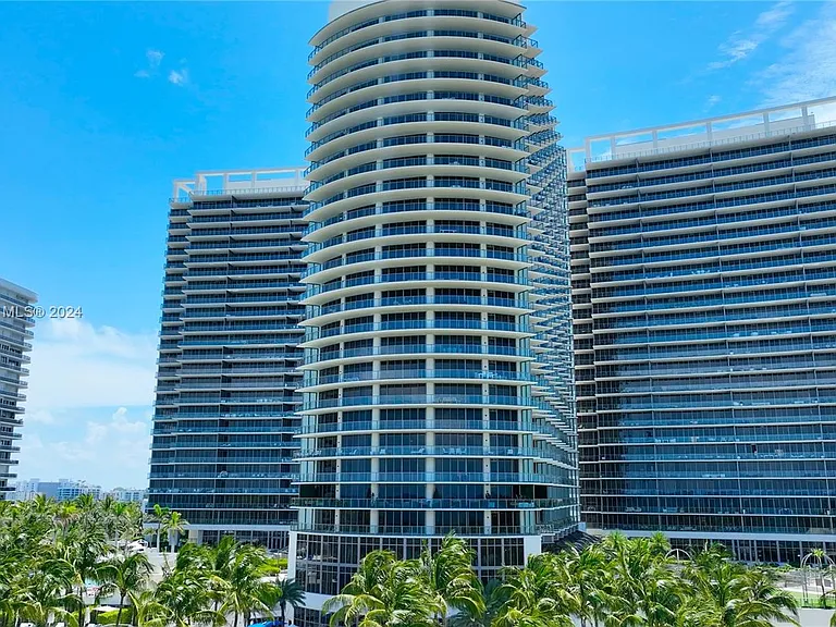 9705 Collins Ave #1404N — Photo 30