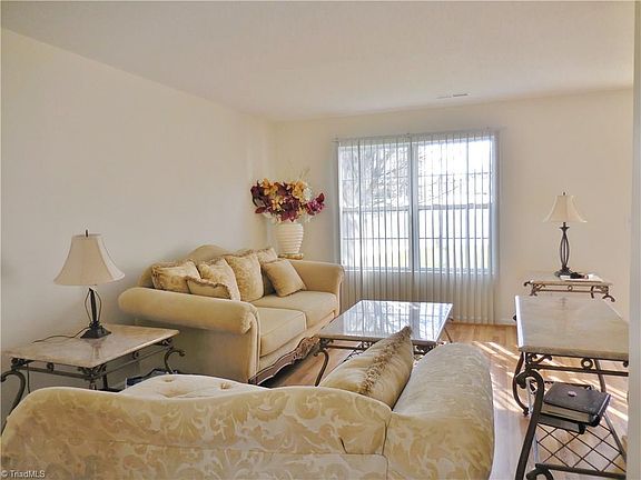 3rd image of 5312 Weeping Cherry Dr
