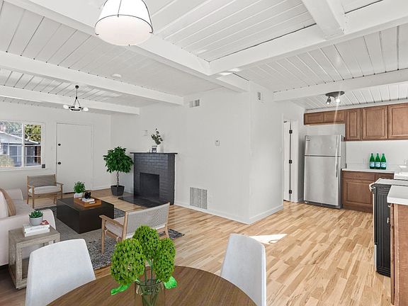 4th image of 721 Georgia Way