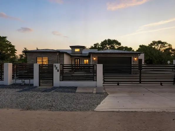 328 Camino Siete Rd SW, Albuquerque, NM 87105