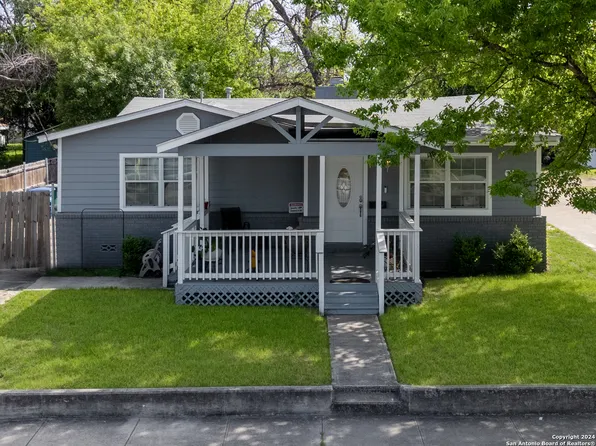 2832 E HOUSTON ST, San Antonio, TX 78202