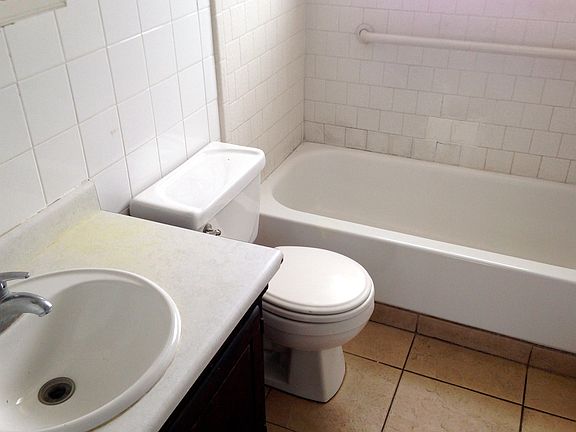 4th image of 4478 S Christopherson Dr APT B