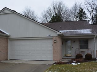 25427 Julianna Dr, Chesterfield, MI 48051