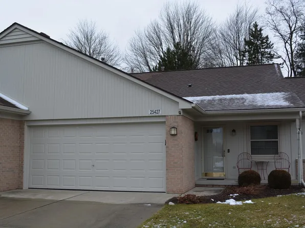 25427 Julianna Dr, Chesterfield, MI 48051
