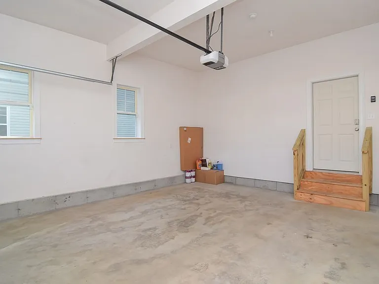 33 Boardwalk Dr #33 — Photo 22
