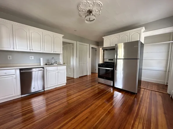 137 Nonantum St #1, Brighton, MA 02135