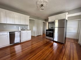 137 Nonantum St, Brighton, MA