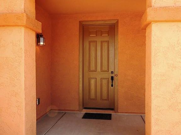 2nd image of 709 W Camino Curvitas