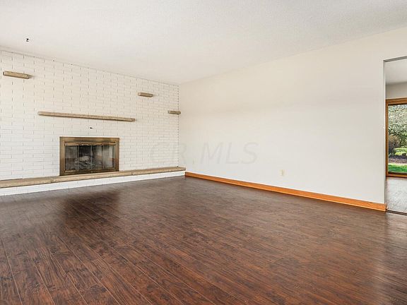 5th image of 19 Trenton Cir