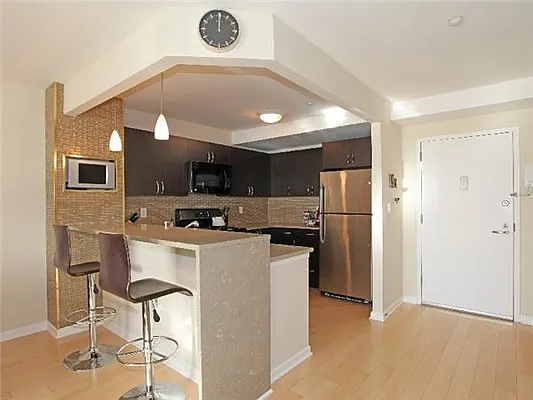 Sold by Exclusive Properties Sotheby's International Realty | media 2