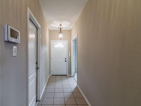 2nd image of 1708 Goddard Bluff Dr