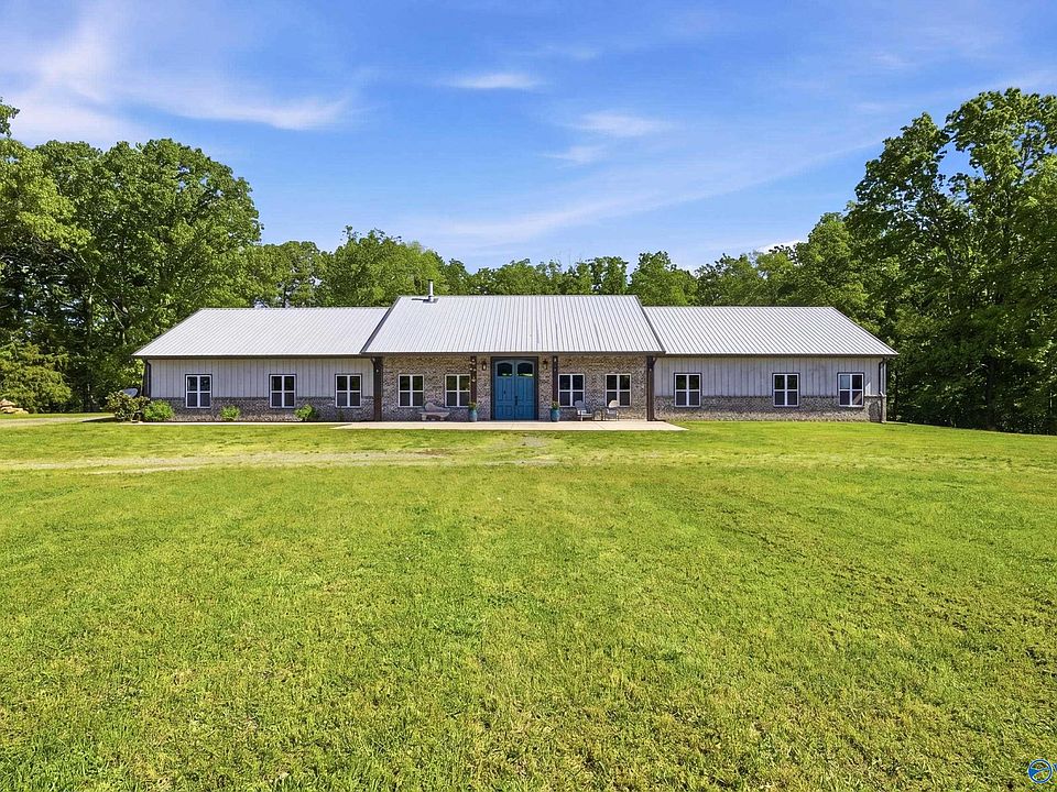 1st image of 304 County Road 1282