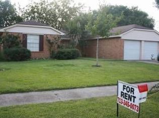 2710 Virginia Colony Dr, Webster, TX 77598