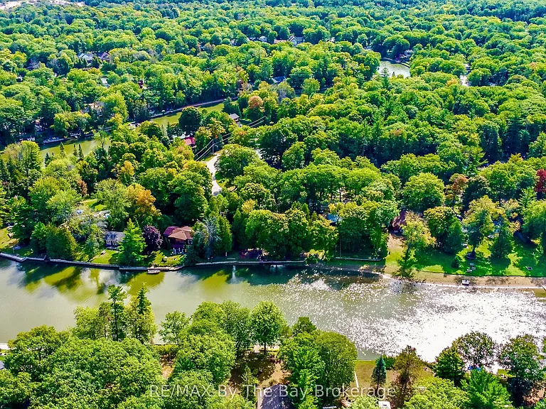 578 Oxbow Park Dr — Photo 43