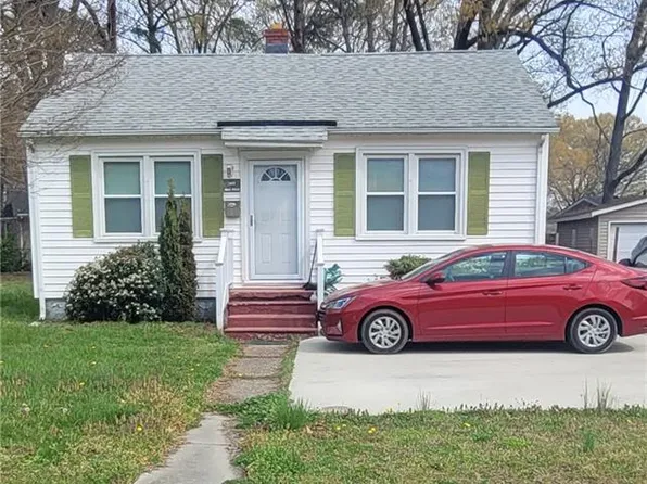 2807 Omar St, Chesapeake, VA 23324