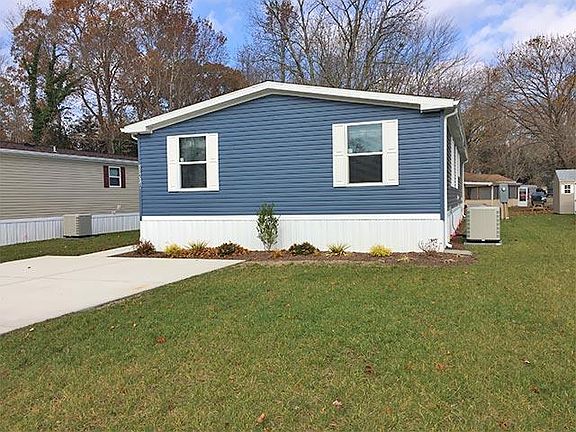 2nd image of 33267 Marlin Ct
