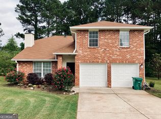 6097 Great Oaks Dr, Lithonia, GA 30058