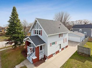2301 Clark St, Manitowoc, WI 54220