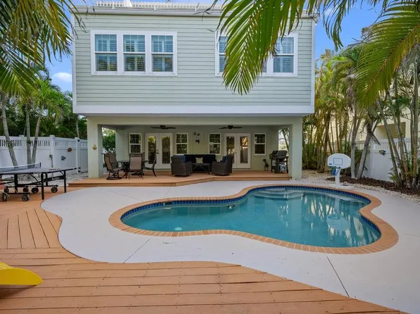 704 GLADIOLUS STREET, ANNA MARIA, FL 34216
