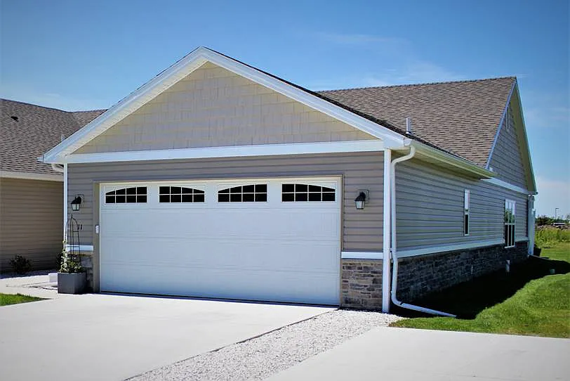 2 bed, 1264 sqft, $1,849 — Photo 4