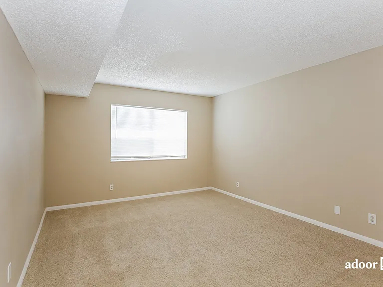 1405 Vegas Valley Dr #198 — Photo 14