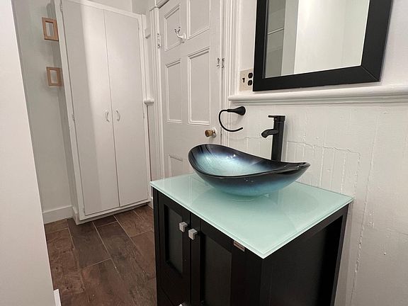 5th image of 155 Main St #6