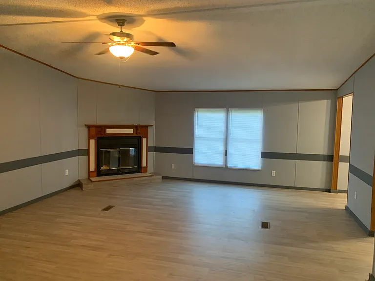 280 Price Rd — Photo 4