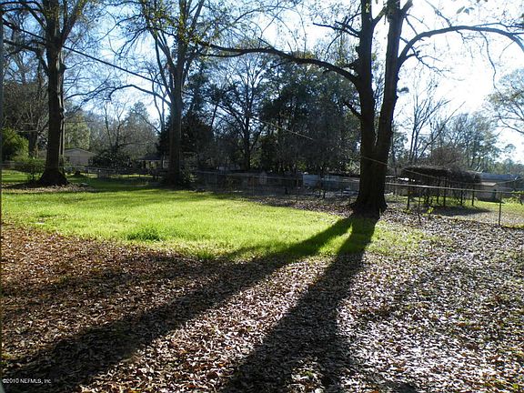 5th image of 5620 Hollinhead Ln