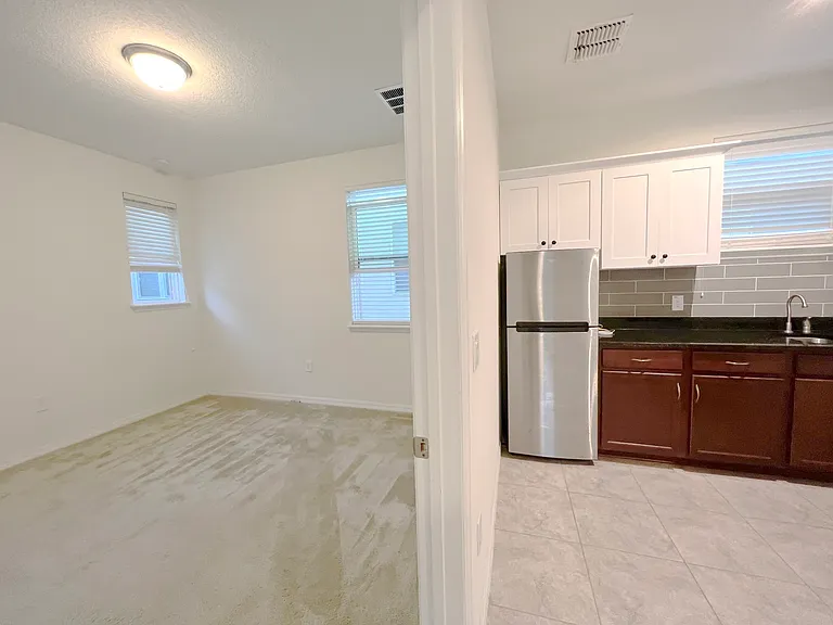 12645 Salomon Cove Dr #12645_GUEST — Photo 2