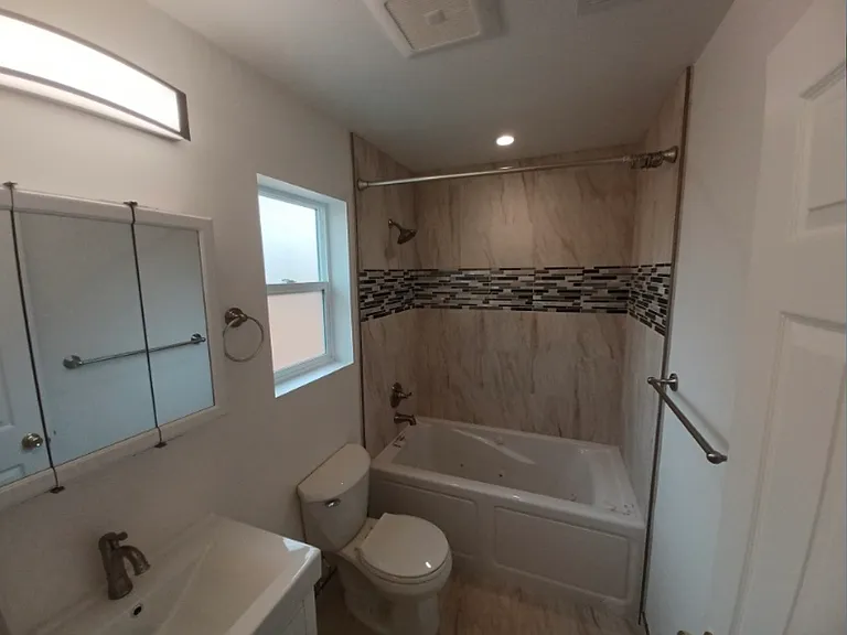 1725 Pope Ct #B — Photo 7